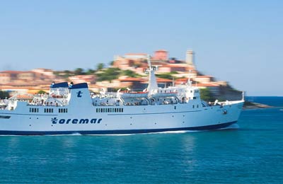 Porovnejte a rezervujte si levné Toremar trajekty do Capraia, Rio Marina, Cavo a dalsí!