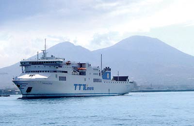 Porovnejte a rezervujte si levné TTT Lines trajekty do Catania a Neapol!